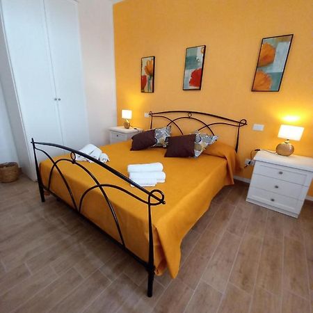 Bed and Breakfast Divina Cuspide Guspini Esterno foto