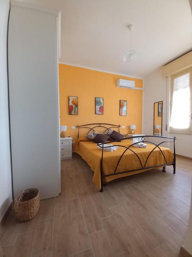 Bed and Breakfast Divina Cuspide Guspini Esterno foto