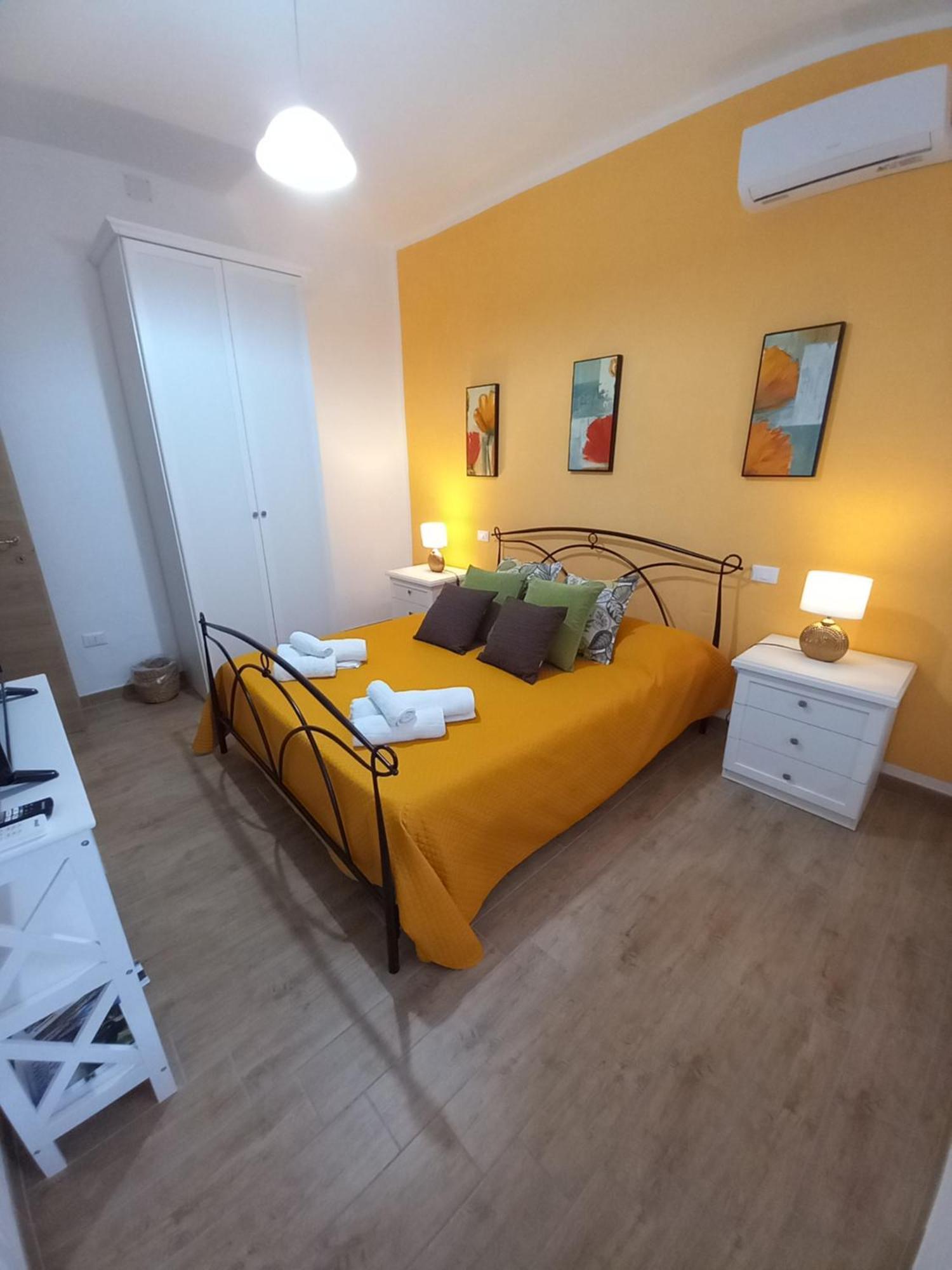 Bed and Breakfast Divina Cuspide Guspini Esterno foto